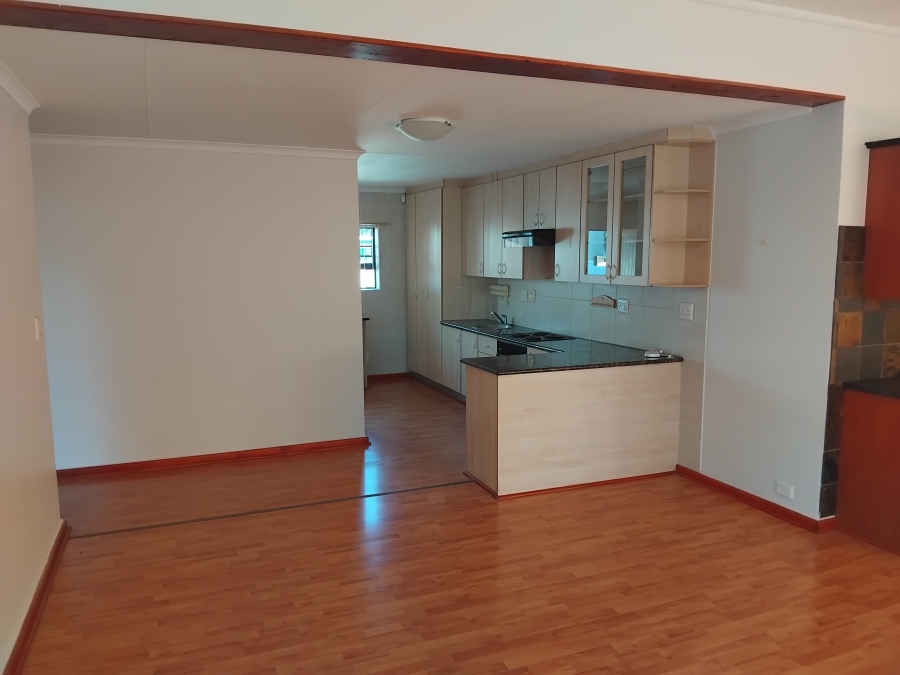 4 Bedroom Property for Sale in Wavecrest Eastern Cape